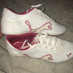 Brand New women’s puma sneakers size 9
